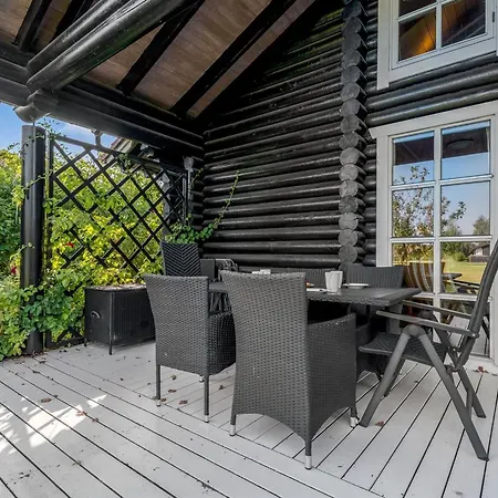 Sigga - 1-6km From The Sea By Interhome Bøtø By