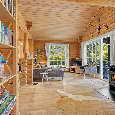 Sigga - 1-6km From The Sea By Interhome Bøtø By