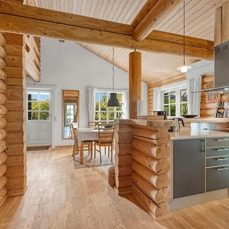 Sigga - 1-6km From The Sea By Interhome * Bøtø By
